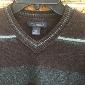BANANA REPUBLIC CASHMERE SWEATER SIZE LARGE